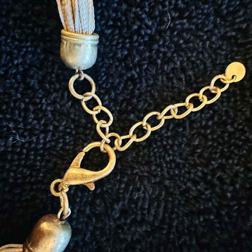 Gorgeous Mother-of-Pearl Spheres and Faux Pearls Woven Necklace - Picture 10 of 10